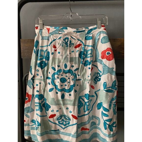 Loft Rayon Floral Skirt | Size 2 - Picture 2 of 8